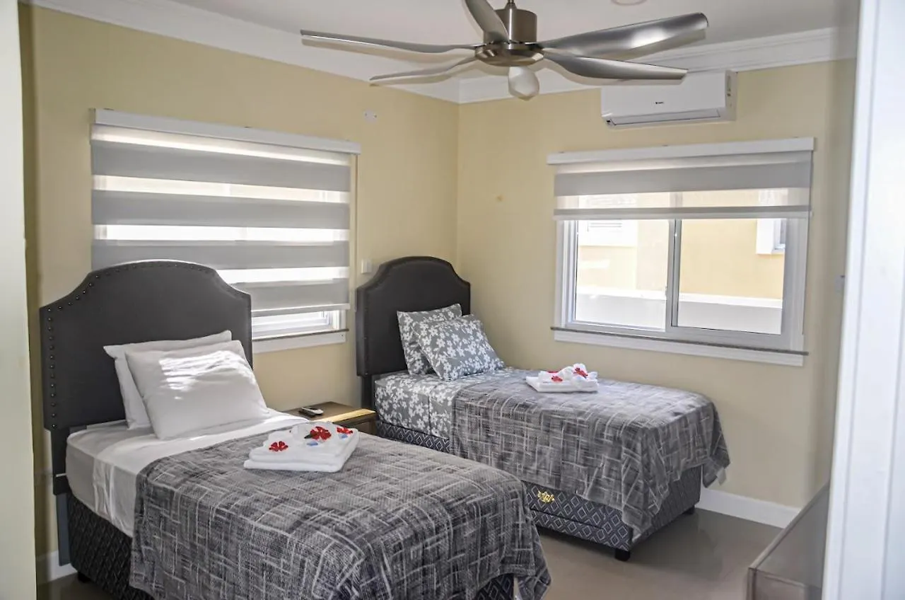 بيت للعطل Beach Holidays At Marina Villa Saint Annʼs Bay